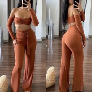 Fashionnova two piece, high waisted, long sleeve/crop top stretchy set